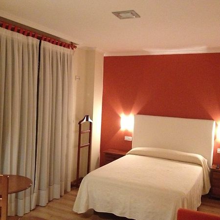 Hostal Santa Baia Ribadumia Room photo